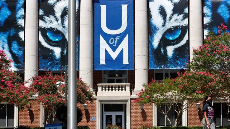 SCHOLARSHIP: University of Memphis, USA International Scholarship for Undergraduate | Masters Students