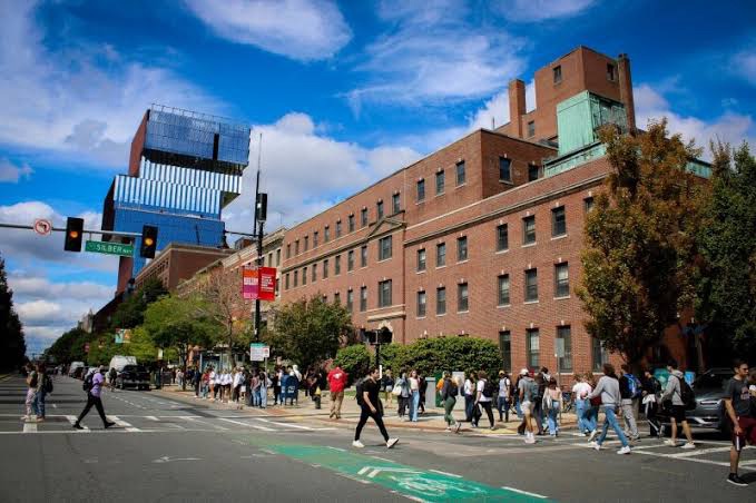 SCHOLARSHIP: Boston University, USA International Scholarship for Undergraduate Students
